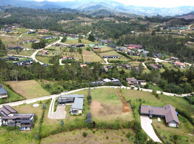 Lote en venta en el municipio del retiro antioquia